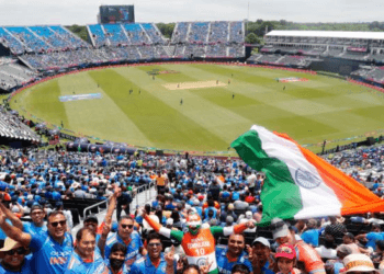 ভারত-পাকিস্তান মহারণ রাতে, প্রত্যাশা মেটাতে পারবে তো ড্রপ-ইন পিচ?