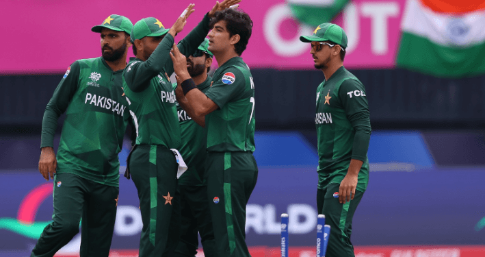 পাকিস্তানের একাদশে নেই নাসিম শাহ