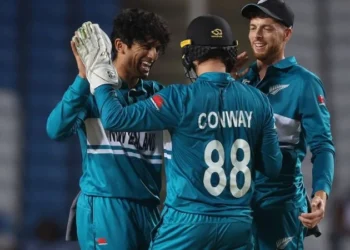 সব হারিয়ে রেকর্ডগড়া জয় নিউজিল্যান্ডের