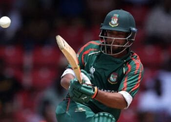 টি-টোয়েন্টিতে ২০ ইনিংস খেলে ফিফটি পেলেন সাকিব