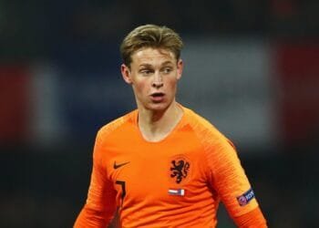 ইউরো থেকে ছিটকে গেলেন ডি ইয়ং