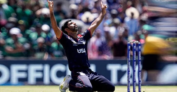 পাকিস্তানকে হারিয়ে দেওয়া ক্রিকেটার কোম্পানী থেকে ছুটি নিয়ে এসেছেন ১৭ জুন পর্যন্ত