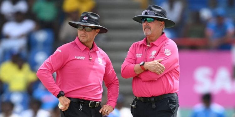 সেমিফাইনালে আম্পায়ারের দায়িত্বে থাকবেন যারা