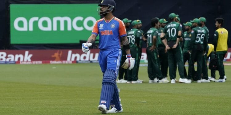 ২০ ওভারও খেলতে পারল না ভারত