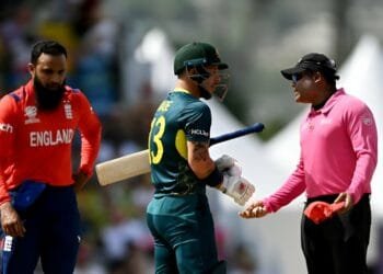 শাস্তি পেলেন অস্ট্রেলিয়ার ওয়েড