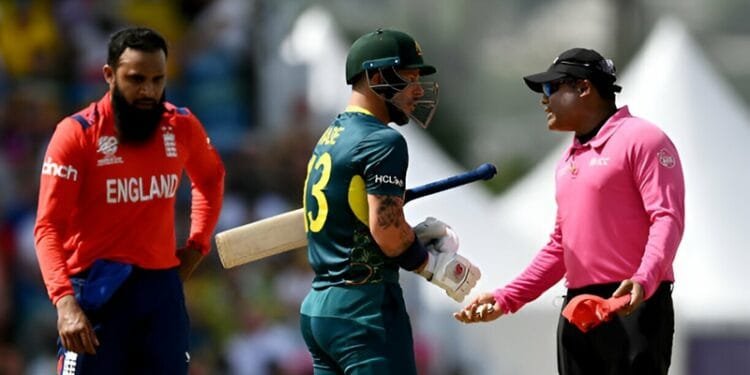 শাস্তি পেলেন অস্ট্রেলিয়ার ওয়েড