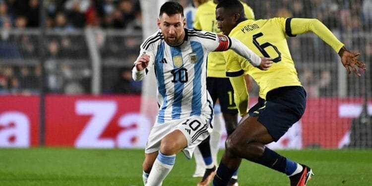 মেক্সিকোকে রুখে আর্জেন্টিনার সামনে ইকুয়েডর