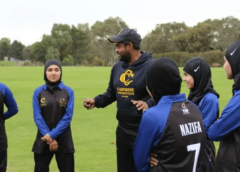 শরণার্থী হিসেবে খেলতে চান আফগান নারী ক্রিকেটাররা