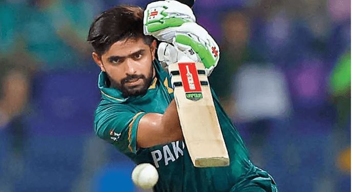 ‘অনেক সুযোগ পেয়েছেন বাবর আজম’