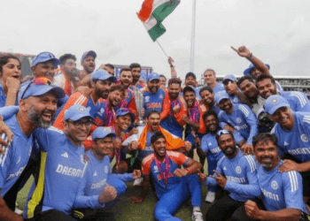 এখনও দেশে ফিরতে পারেনি দল, ক্যারিবিয়ান দ্বীপে আটকে আছেন রোহিতরা