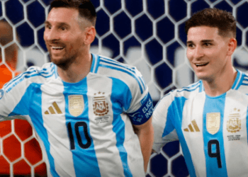 মেসি-আলভারাজের গোলে কানাডাকে কাঁদিয়ে ফাইনালে আর্জেন্টিনা