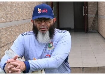 স্পিন কোচ মুশতাকের সাথে চুক্তি বাড়ানো নিয়ে কথা বলছে বিসিবি