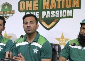 পিসিবির নির্বাচক কমিটি থেকে বাদ রাজ্জাক ও ওয়াহাব