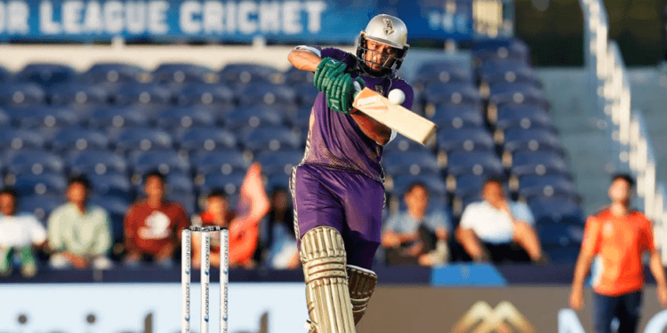 ব্যাট হাতে আলো ছড়ানো সাকিব বল হাতে নিষ্প্রভ, হারলো দল