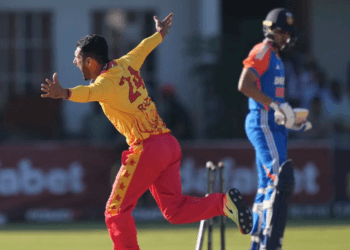 বিশ্বকাপ জেতা ভারতকে হারিয়ে উচ্ছ্বাসে মাতলো জিম্বাবুয়ে