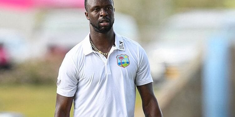 উইন্ডিজের টেস্ট দলে ফিরলেন রোচ