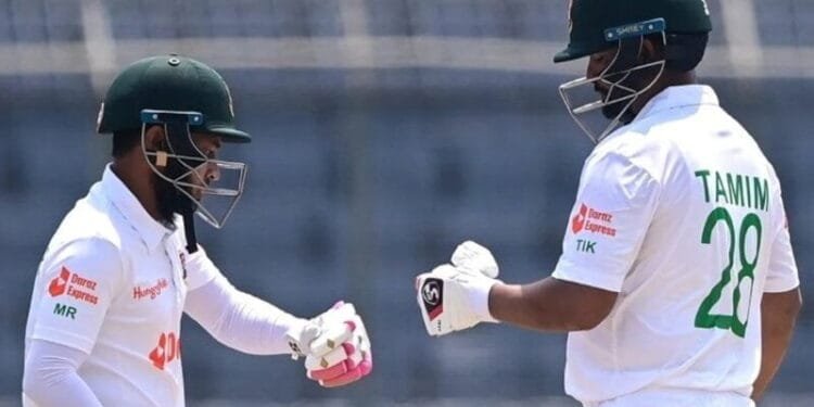 বিদেশে সবচেয়ে বেশি রান ও সেঞ্চুরিতে তামিমকে টপকালেন মুশফিক