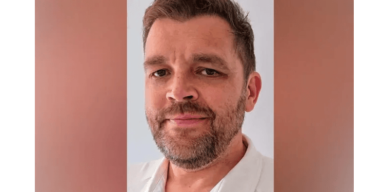 ১৩৭ বল খেলে ০ রানে অপরাজিত, ইংলিশ ক্রিকেটে তোলপাড়