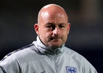 সাউথগেটের স্থলাভিষিক্ত কার্সলি