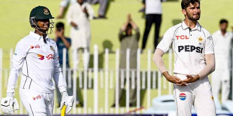 পুত্র সন্তানের বাবা হলেন আফ্রিদি