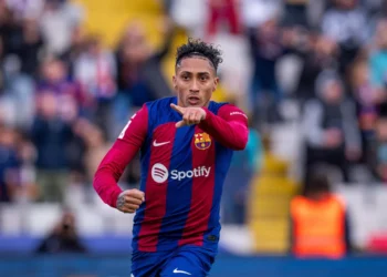 ৭ গোল দিয়ে ম্যাচ জিতল বার্সা, হ্যাটট্রিক করলেন রাফিনহা