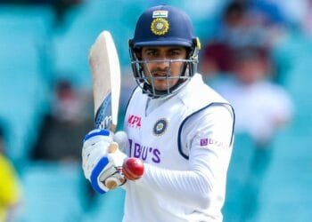 চার শ পেরিয়ে ভারতের লিড