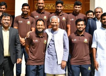 জাতীয় দলের ক্রিকেটারদের ৩ কোটি ২০ লাখ টাকা পুরস্কার দিচ্ছেন ক্রীড়া উপদেষ্টা