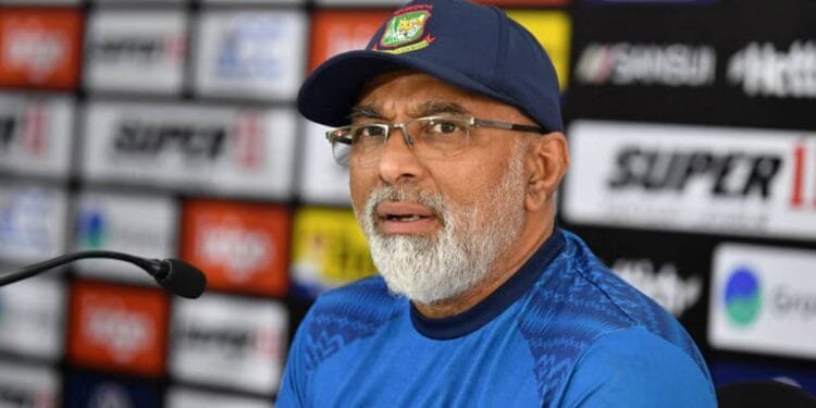 হাথুরুসিংহে আসেননি ঢাকায়!