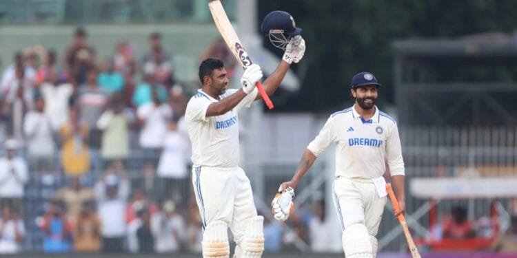 ৩৩৯ রানে দিন শেষ করল ভারত