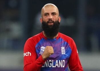 অবসরের ঘোষণা দিয়ে মঈন বললেন- আমার অধ্যায় শেষ