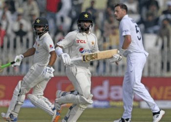 ইংল্যান্ডকে পাকিস্তানেই আনছে পিসিবি