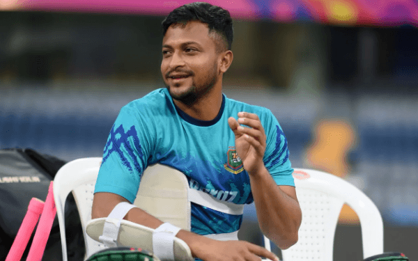 সাকিবকে নিরাপত্তা দেবে না সরকার, বিদেশে শেষ ম্যাচ খেলছেন বাংলাদেশের তারকা