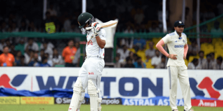 শেষ বিকেলে দুই উইকেট হারিয়ে দিন শেষ করলো বাংলাদেশ