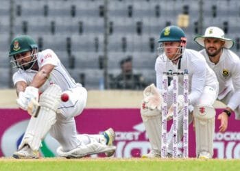 মিরাজের ৩ রানের আক্ষেপের ম্যাচে ৭উইকেতে হার