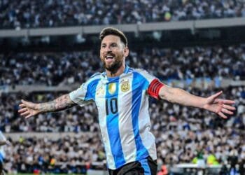 মেসির হ্যাট্টিকে আর্জেন্টিনার ৬ গোলের জয়