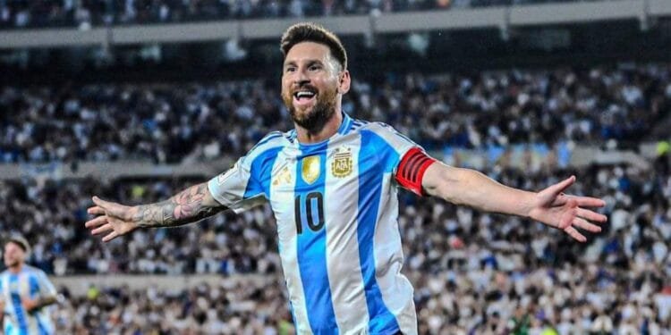 মেসির হ্যাট্টিকে আর্জেন্টিনার ৬ গোলের জয়