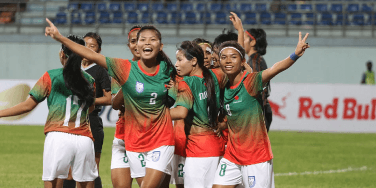 তহুরার হ্যাটট্রিকে ভুটানকে গোল বন্যায় ভাসিয়ে সাফের ফাইনালে বাংলাদেশ
