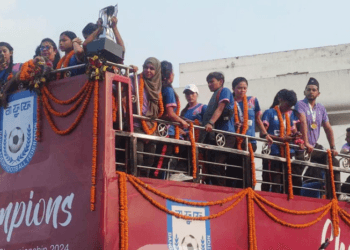 সাফ চ্যাম্পিয়ন মেয়েদের আর্থিক পুরস্কার দেবে বিসিবি