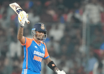 মাহমুদউল্লাহর বিদায়ী ম্যাচে ভারত থামলো ২৯৭ রানে