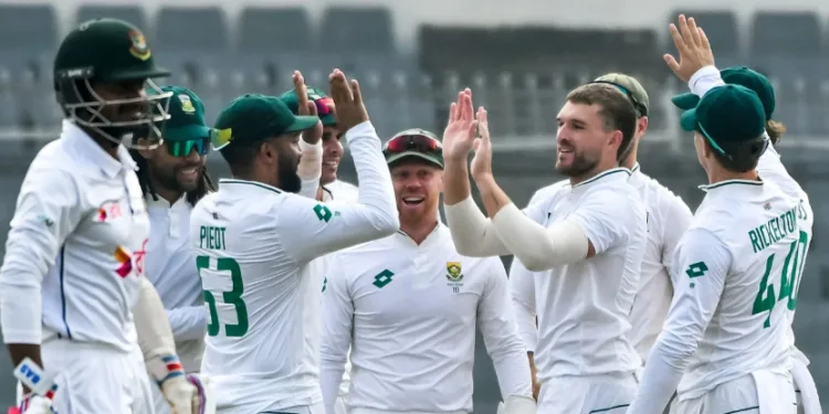 মিরপুরে স্পিনের ঘরে প্রোটিয়া পেসারদের আগুনে বোলিং