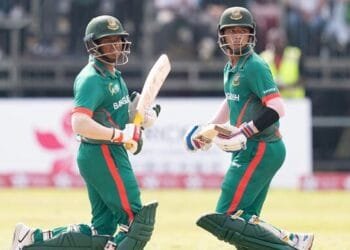 শেষ ওভারে বাংলাদেশকে হারিয়ে ফাইনালে শ্রীলঙ্কা