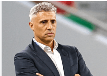 রোনালদোদের কাছে হারের পর চাকরি হারালেন আর্জেন্টাইন কোচ