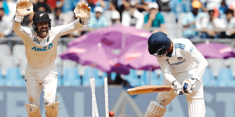 ইতিহাসে দ্বিতীয়বার ঘরে হোয়াইটওয়াশ হলো ভারত