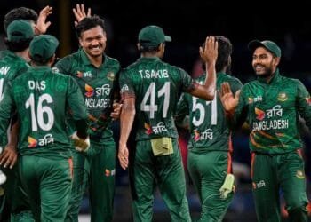 ‘ইতিহাস’ গড়ে দুইবারের বিশ্ব চ্যাম্পিয়নদের বাংলাওয়াশ বাংলাদেশের