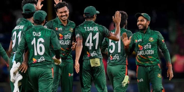 ‘ইতিহাস’ গড়ে দুইবারের বিশ্ব চ্যাম্পিয়নদের বাংলাওয়াশ বাংলাদেশের