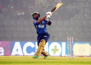 বৃথা সাব্বিরের ঝড়ো ইনিংস, উসমান-শামীম জেতালেন চিটাগংকে