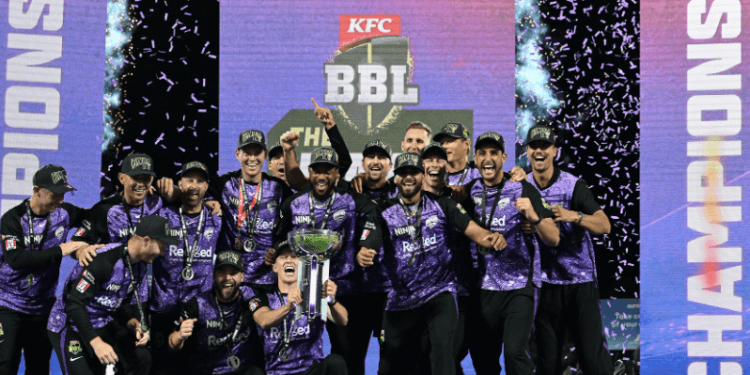 সিডনিকে হারিয়ে ইতিহাস গড়ে বিগ ব্যাশের নতুন চ্যাম্পিয়ন হোবার্ট হ্যারিকেনস