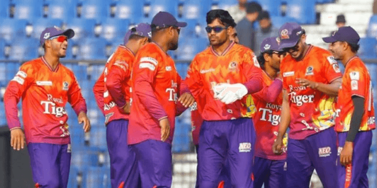 টাকার অভাবে ক্রিকেটারদের হোটেল ছেড়ে বাসায় যেতে বলেছে রাজশাহীর মালিক পক্ষ