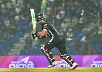 দুই বিদেশীর ব্যাটে চড়ে রংপুরের ১৬৪ রান