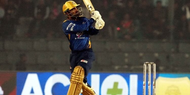 রেকর্ডময় ম্যাচ জিতে ঢাকার ‘প্রথম’